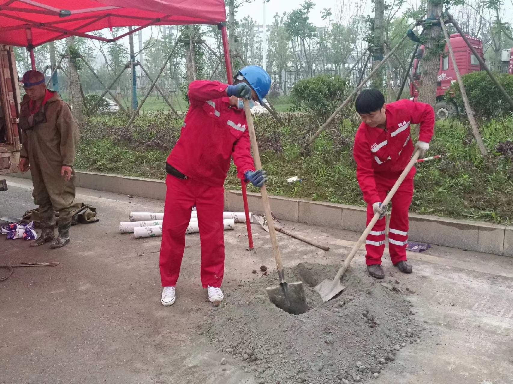 余干管道疏通哪家好】及时进行市政管道清淤